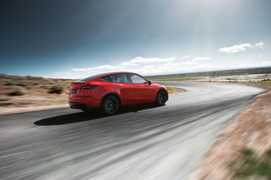  Tesla Model Y 2019 года  (NA) (фото 3 из 4)